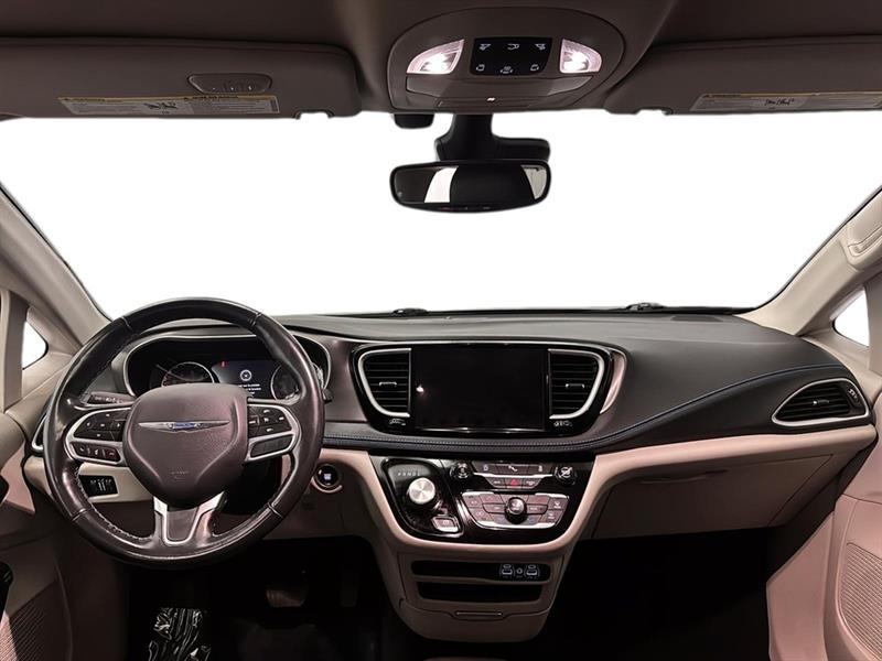 chrysler Pacifica 2021 - 31