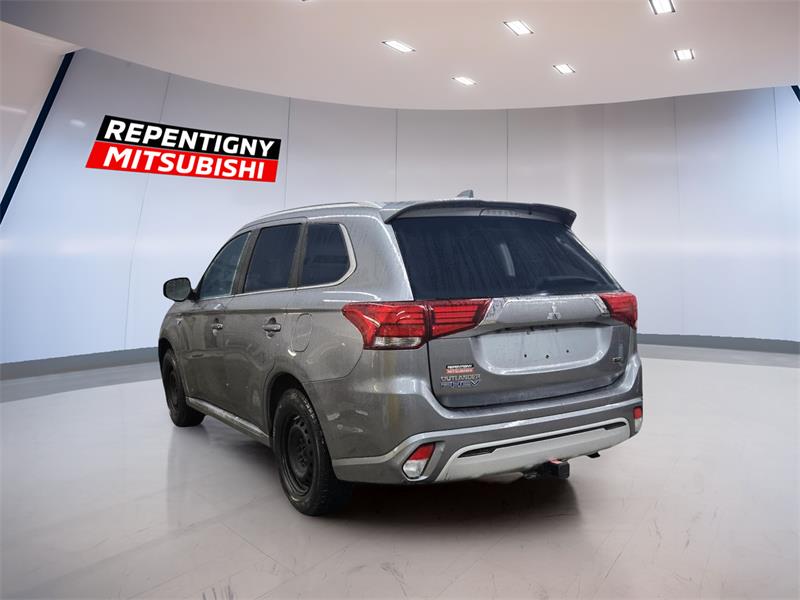 mitsubishi Outlander rechargeable 2022 - 6