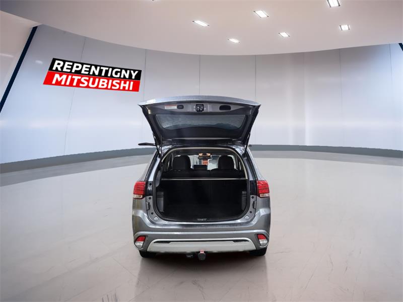 mitsubishi Outlander rechargeable 2022 - 9