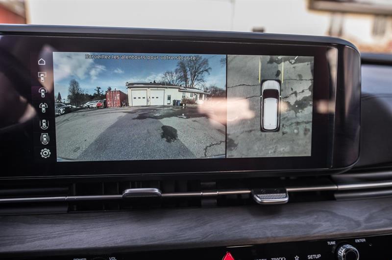 kia Carnival 2023 - 25