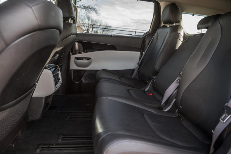 kia Carnival 2023 - 31