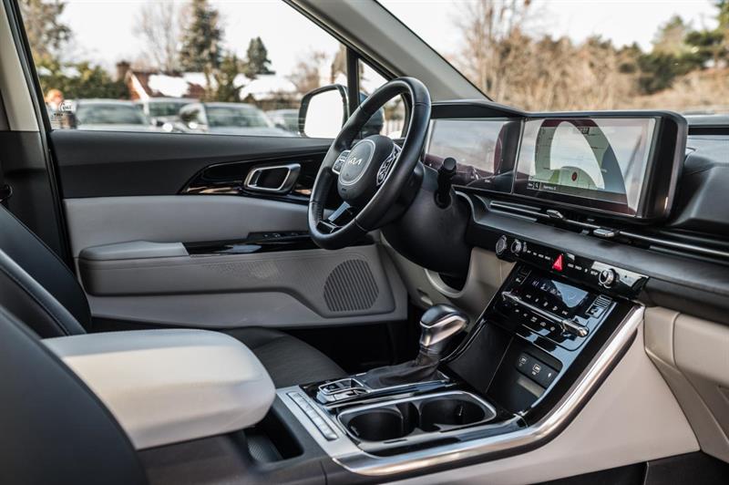 kia Carnival 2023 - 37