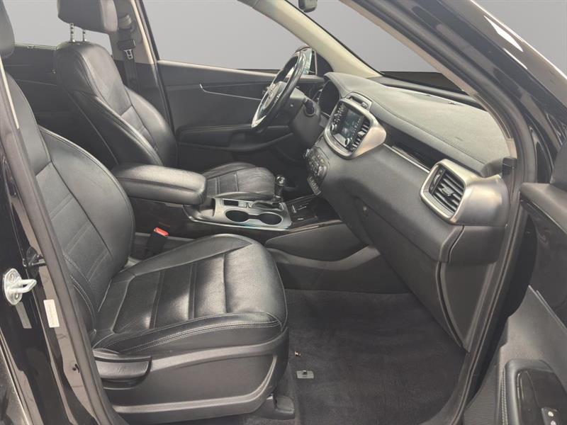 kia Sorento 2017 - 16