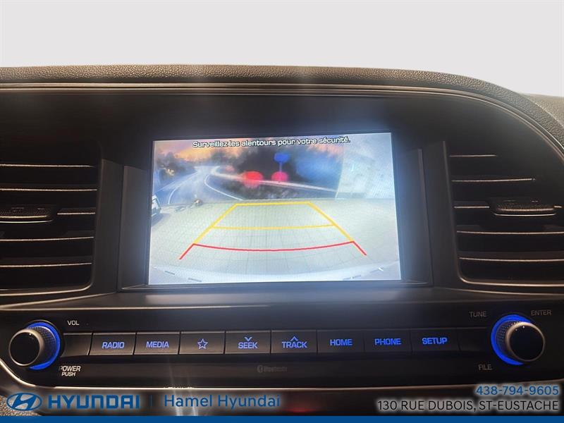 hyundai Elantra 2020 - 16