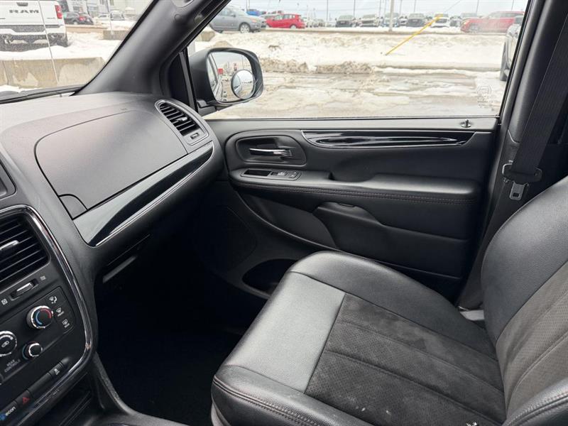 dodge Grand Caravan 2020 - 17