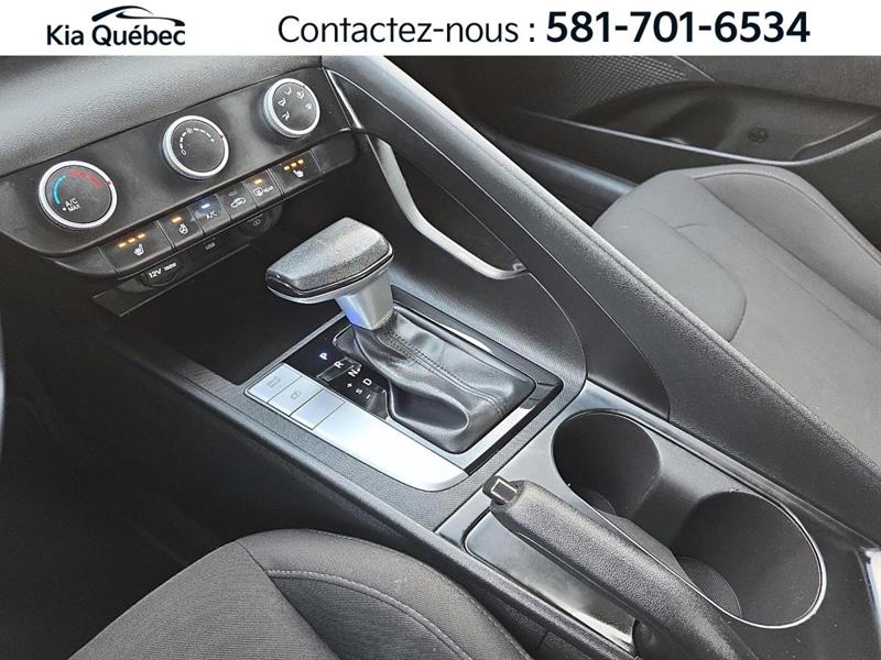 hyundai Elantra 2022 - 30