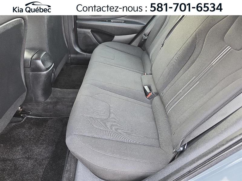 hyundai Elantra 2022 - 31