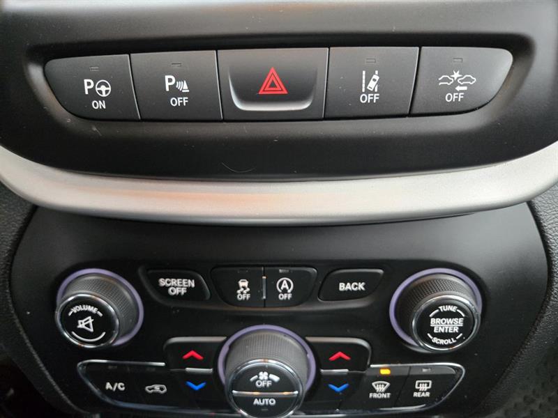 jeep Cherokee 2017 - 24