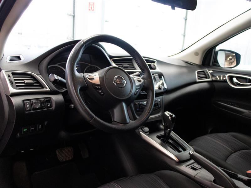 nissan Sentra 2018 - 13