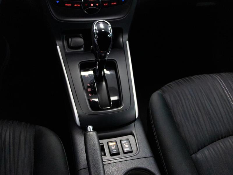 nissan Sentra 2018 - 21