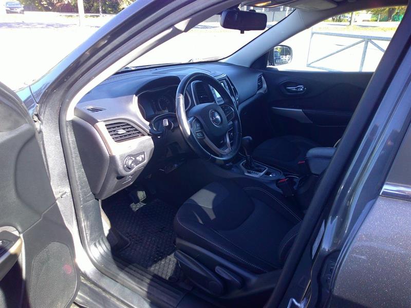 jeep Cherokee 2017 - 11