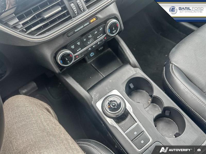 ford Escape Hybrid 2022 - 17