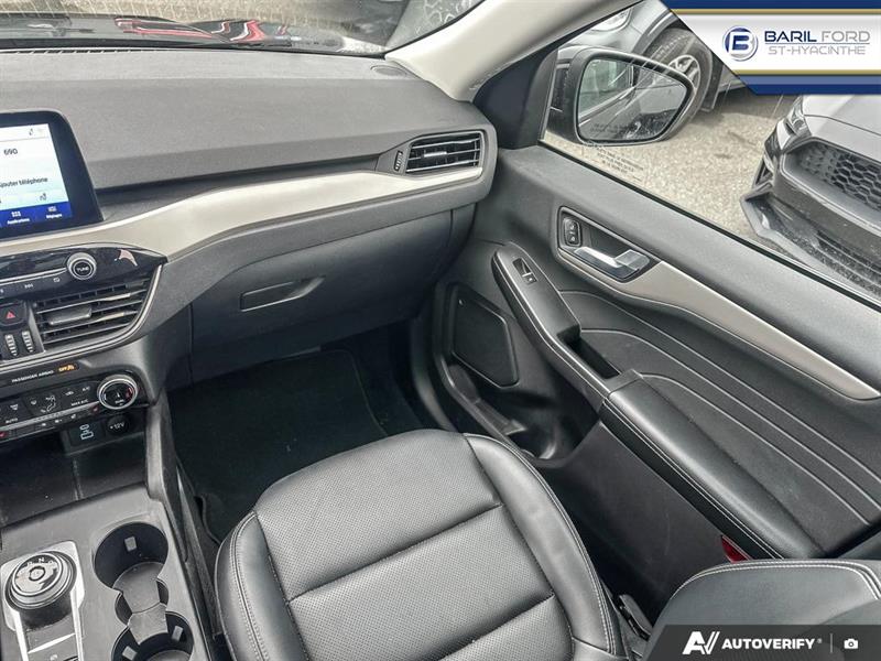 ford Escape Hybrid 2022 - 24