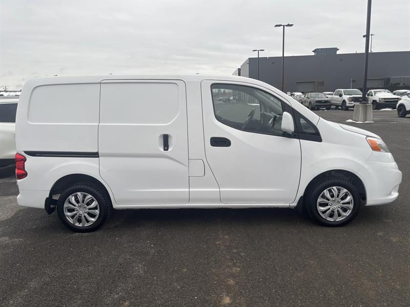 nissan Cargo 2018 - 5