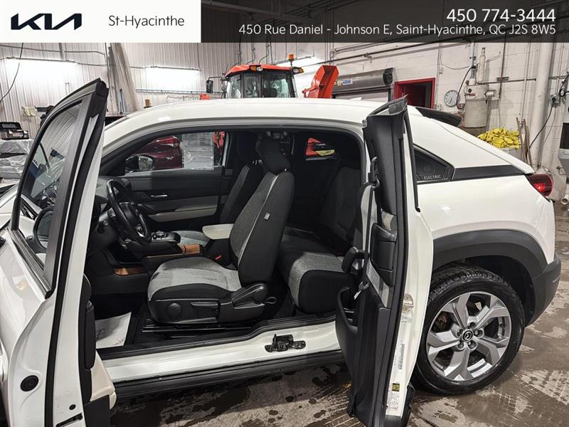 mazda MX-30 EV 2022 - 23