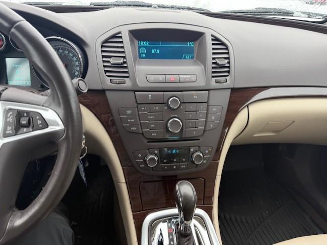 buick Regal 2011 - 9