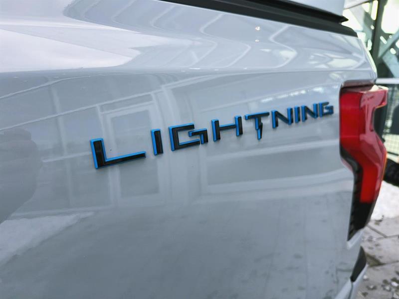 ford F-150 Lightning 2024 - 9