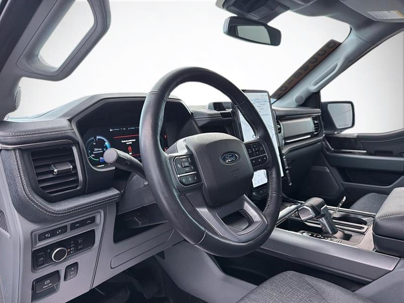 ford F-150 Lightning 2024 - 12