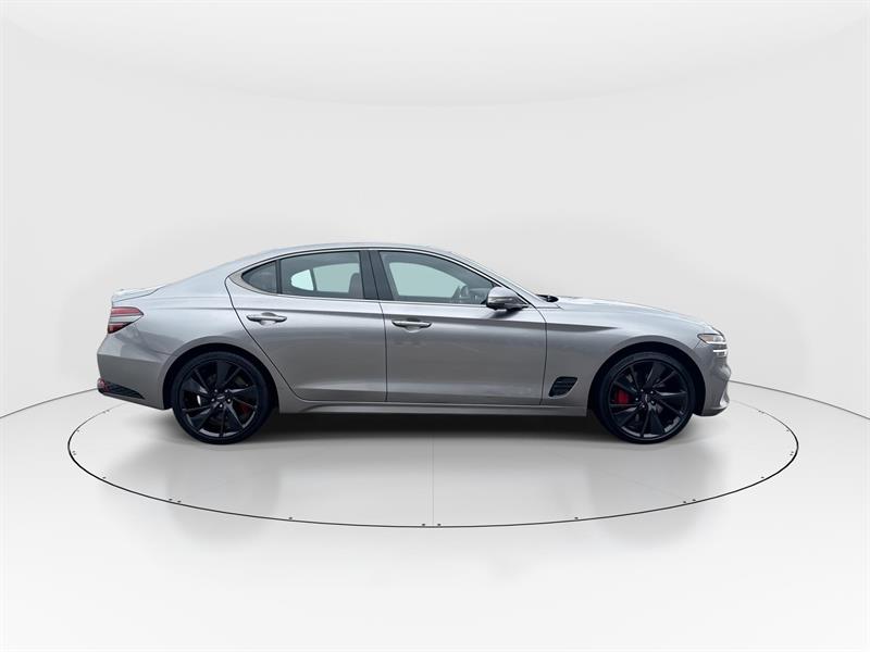 genesis G70 2023 - 10