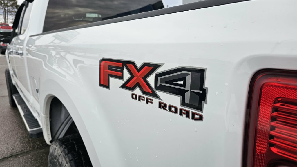 ford F-250 2022 - 12