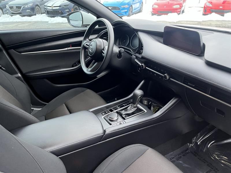 mazda Mazda3 Sport 2023 - 21
