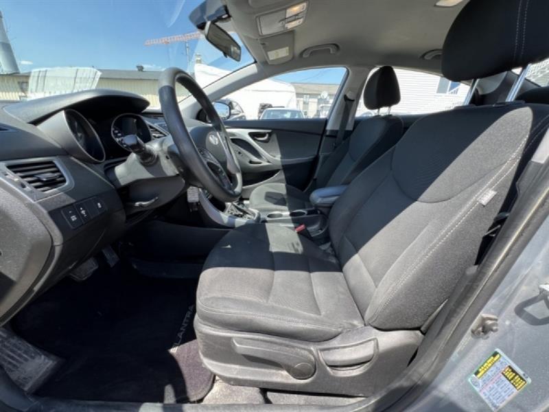 hyundai Elantra 2015 - 16