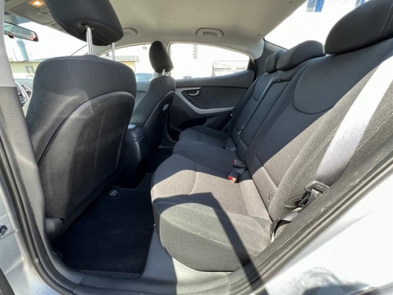 hyundai Elantra 2015 - 18
