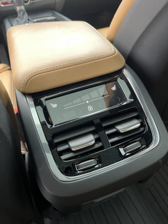 volvo XC60 2019 - 22