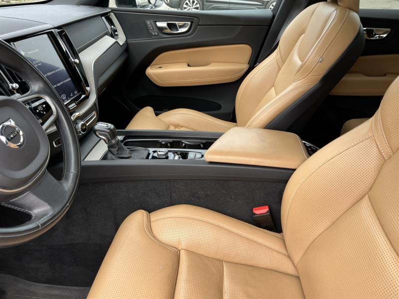 volvo XC60 2019 - 24