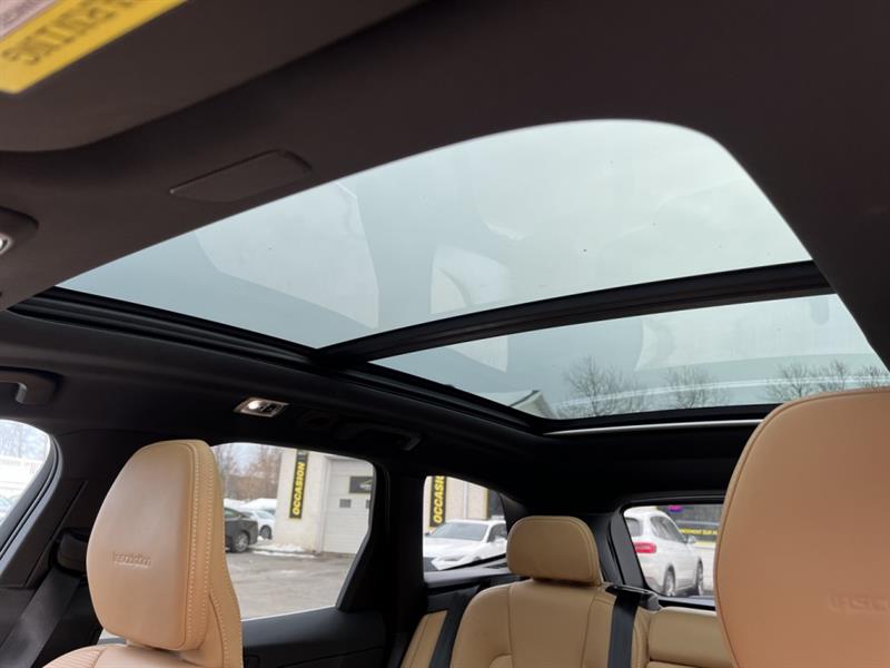 volvo XC60 2019 - 25