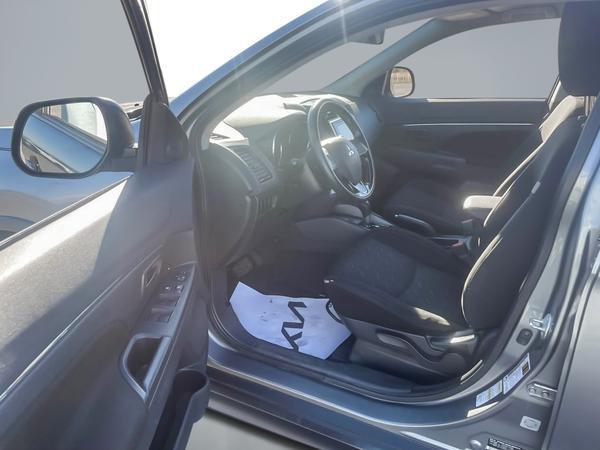 mitsubishi RVR 2020 - 11