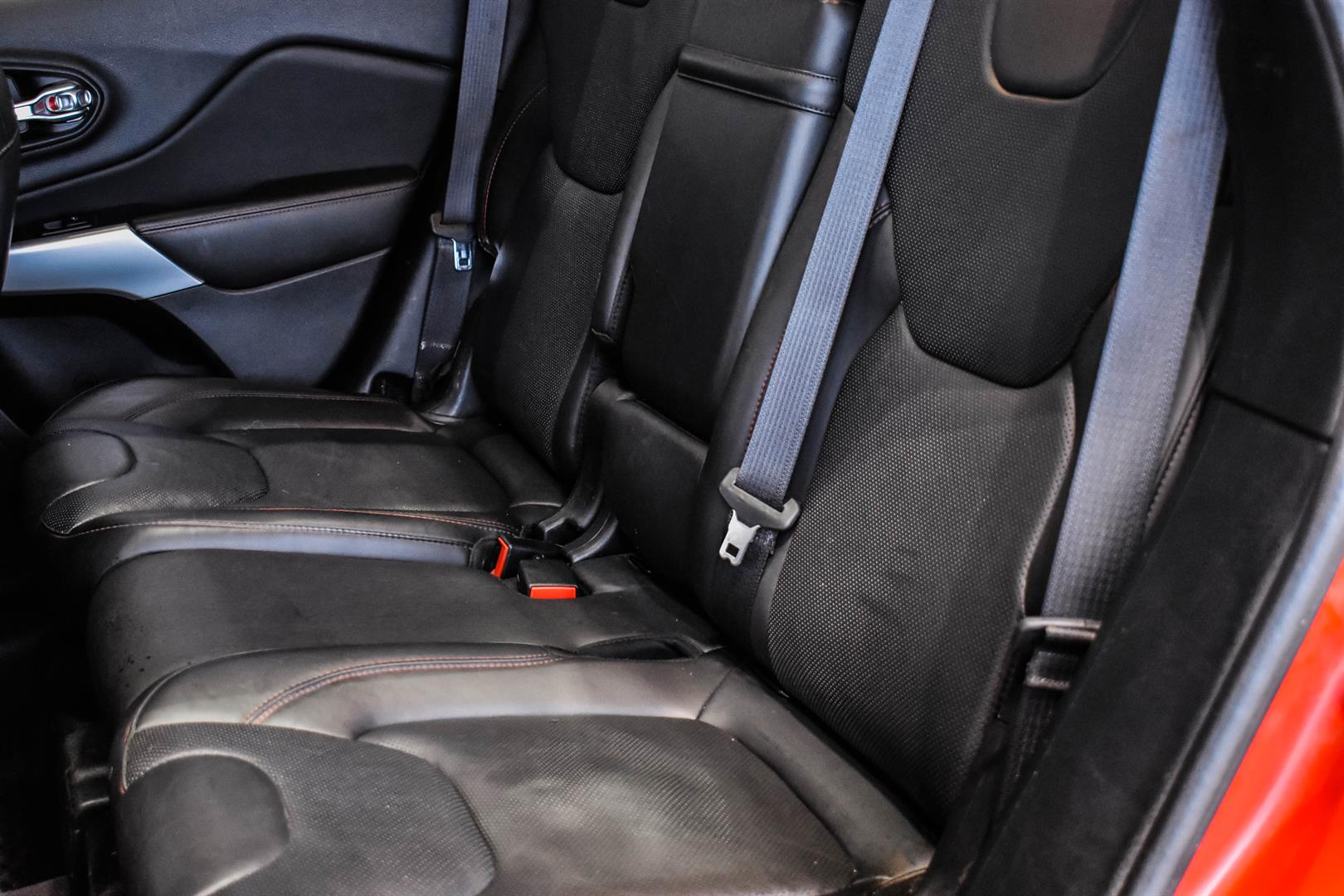 jeep Cherokee 2017 - 15