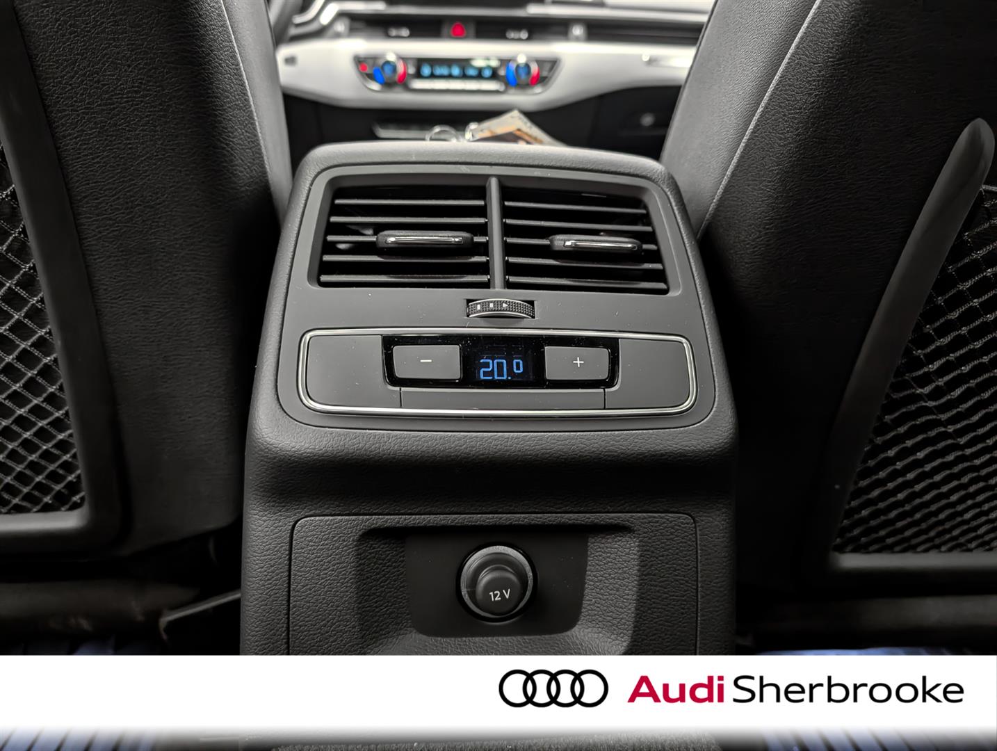 audi berline A4 2025 - 12