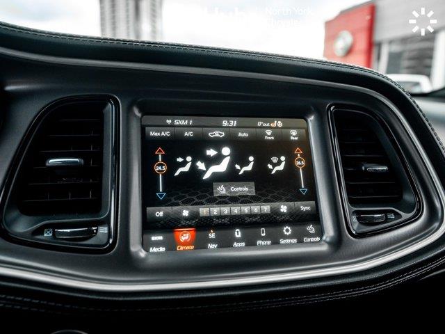 dodge Challenger 2022 - 23