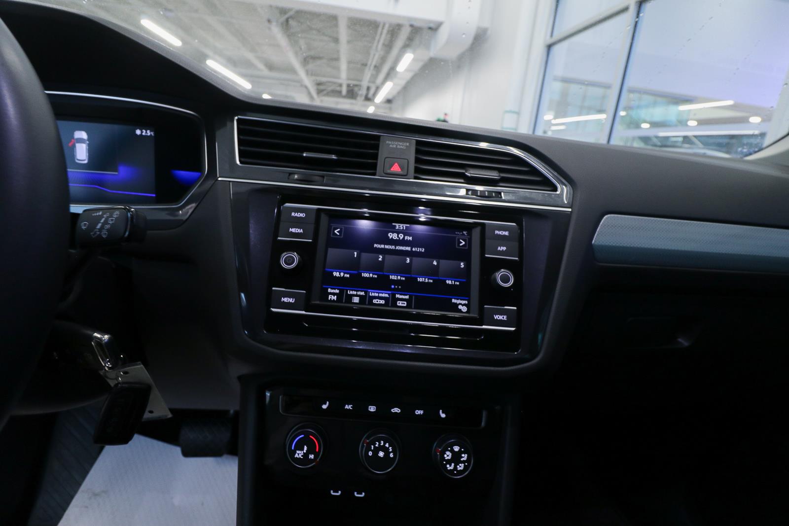 volkswagen Tiguan 2022 - 13