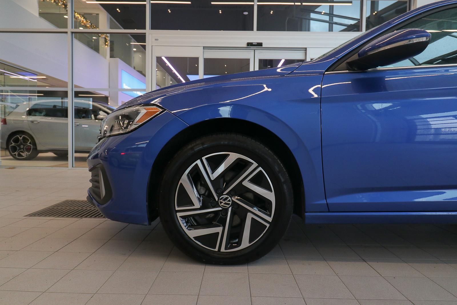 volkswagen Jetta 2023 - 8