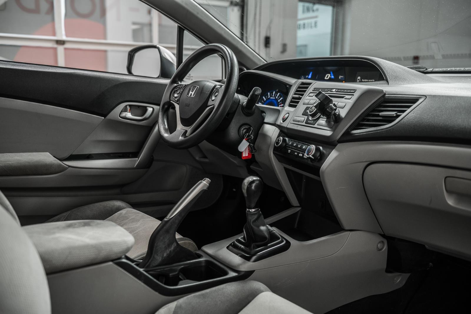 honda Civic Coupé 2012 - 24