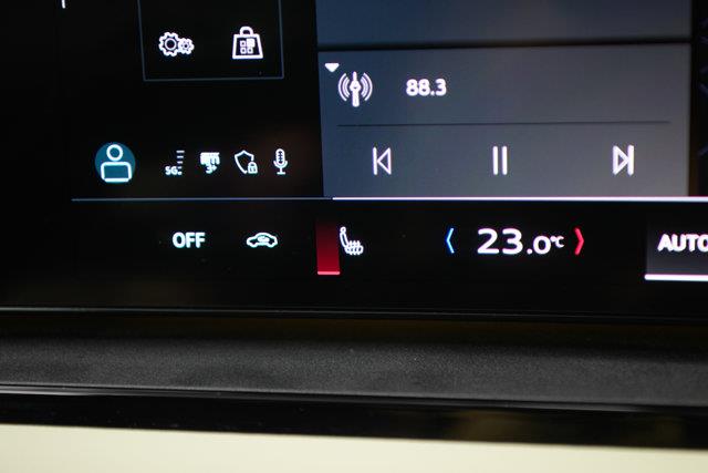 audi Q6 e-tron 2025 - 19