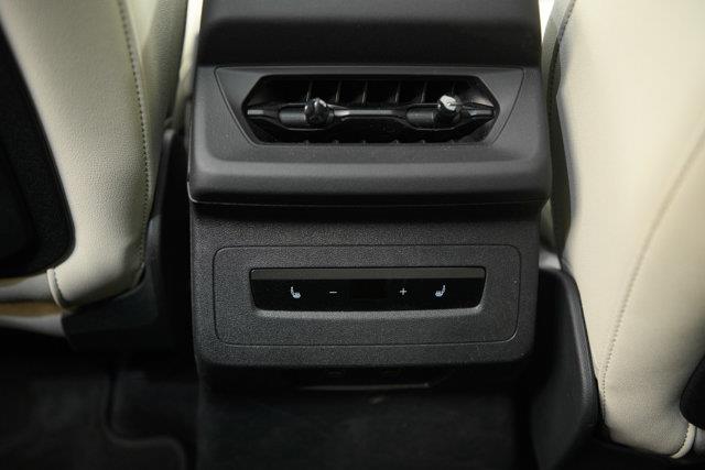 audi Q6 e-tron 2025 - 26