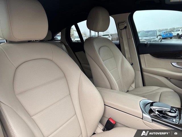 mercedes-benz GLC 2019 - 25