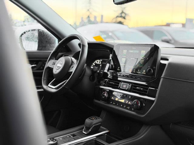 nissan Pathfinder 2022 - 11