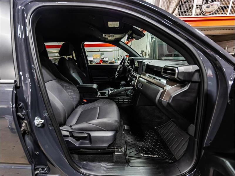 toyota Tacoma 2024 - 17