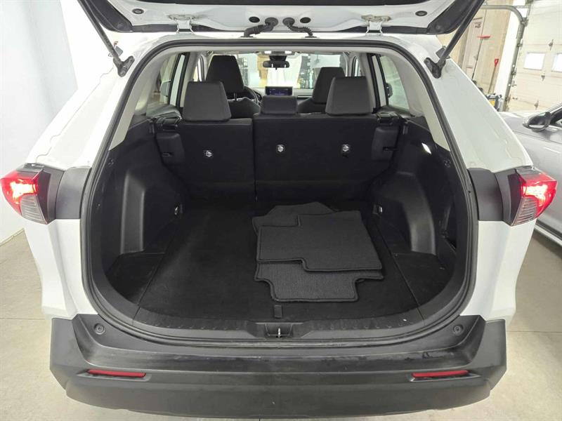 toyota RAV4 2023 - 8