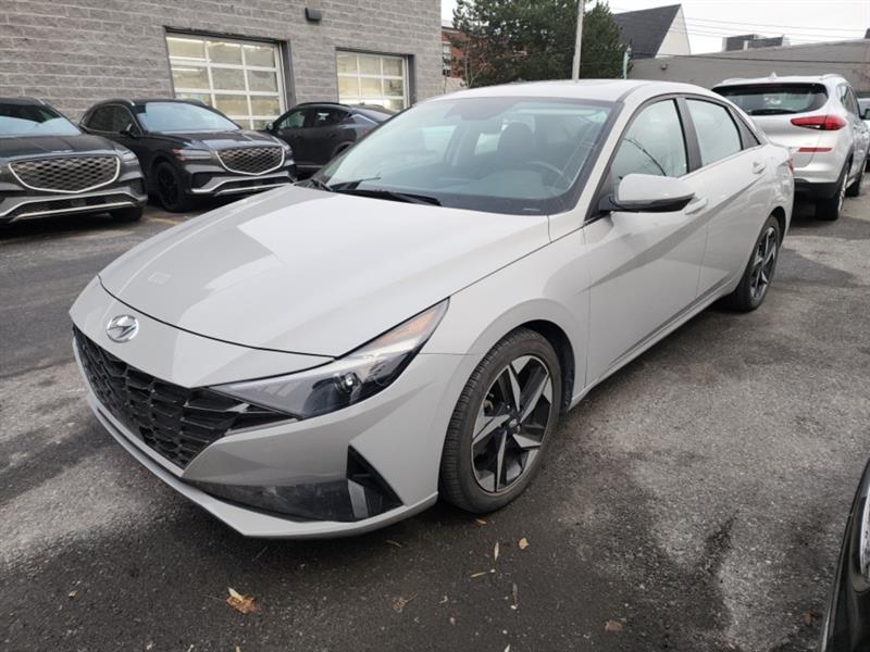 hyundai Elantra 2022