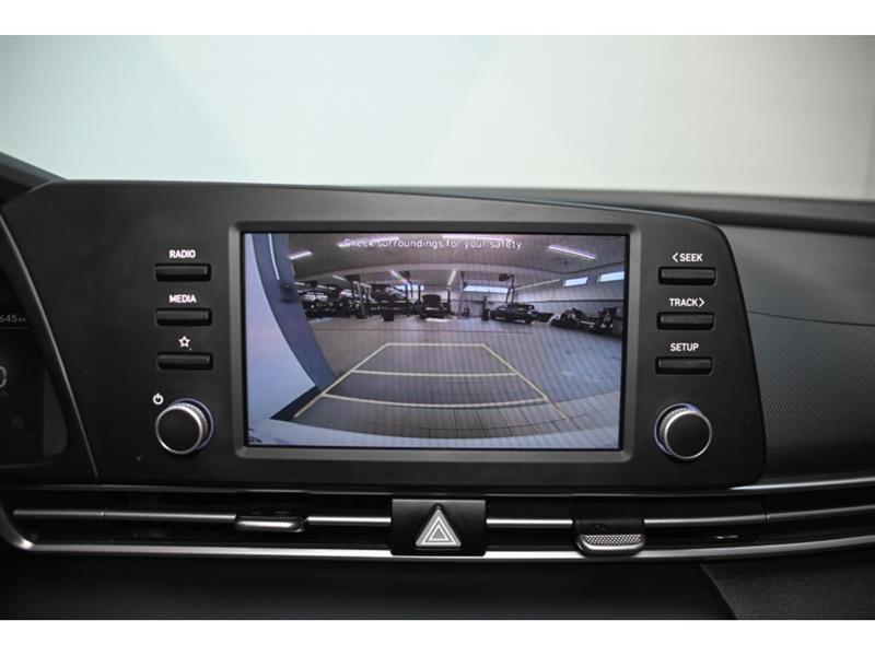 hyundai Elantra 2022 - 16