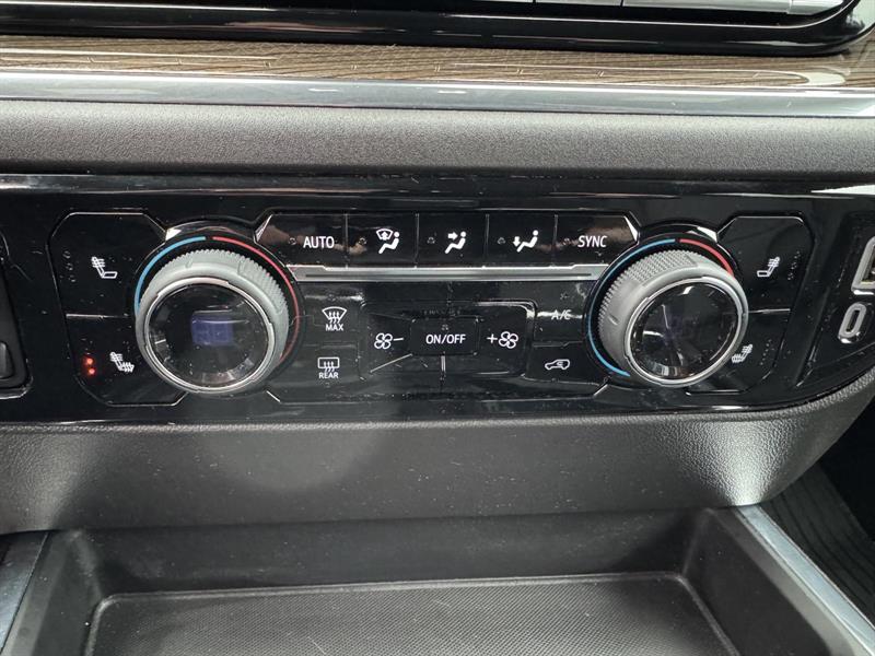 chevrolet Silverado 1500 2024 - 28