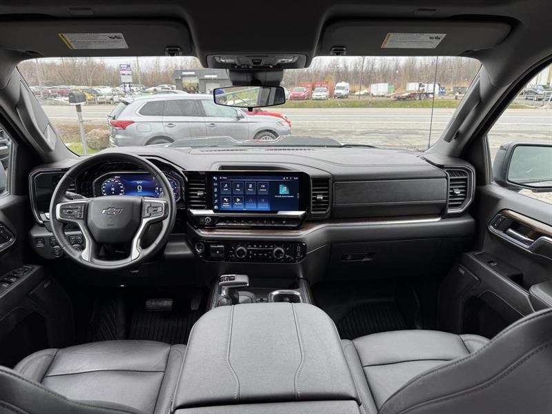 chevrolet Silverado 1500 2024 - 30