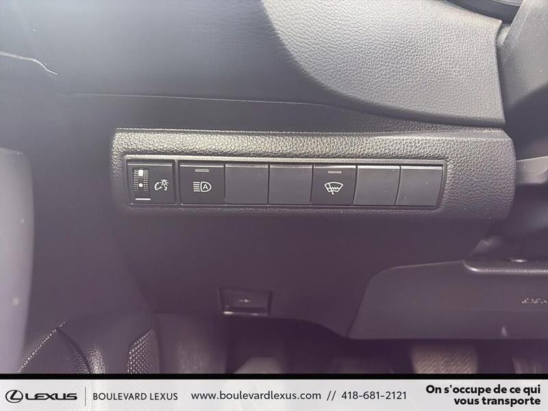 toyota Corolla 2023 - 11