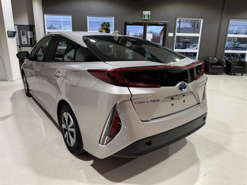toyota Prius Prime 2019 - 4