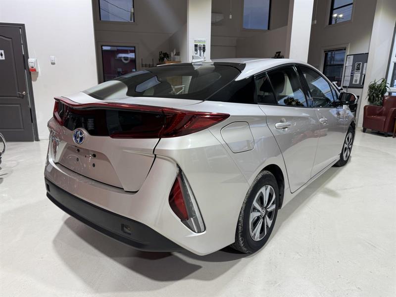 toyota Prius Prime 2019 - 8